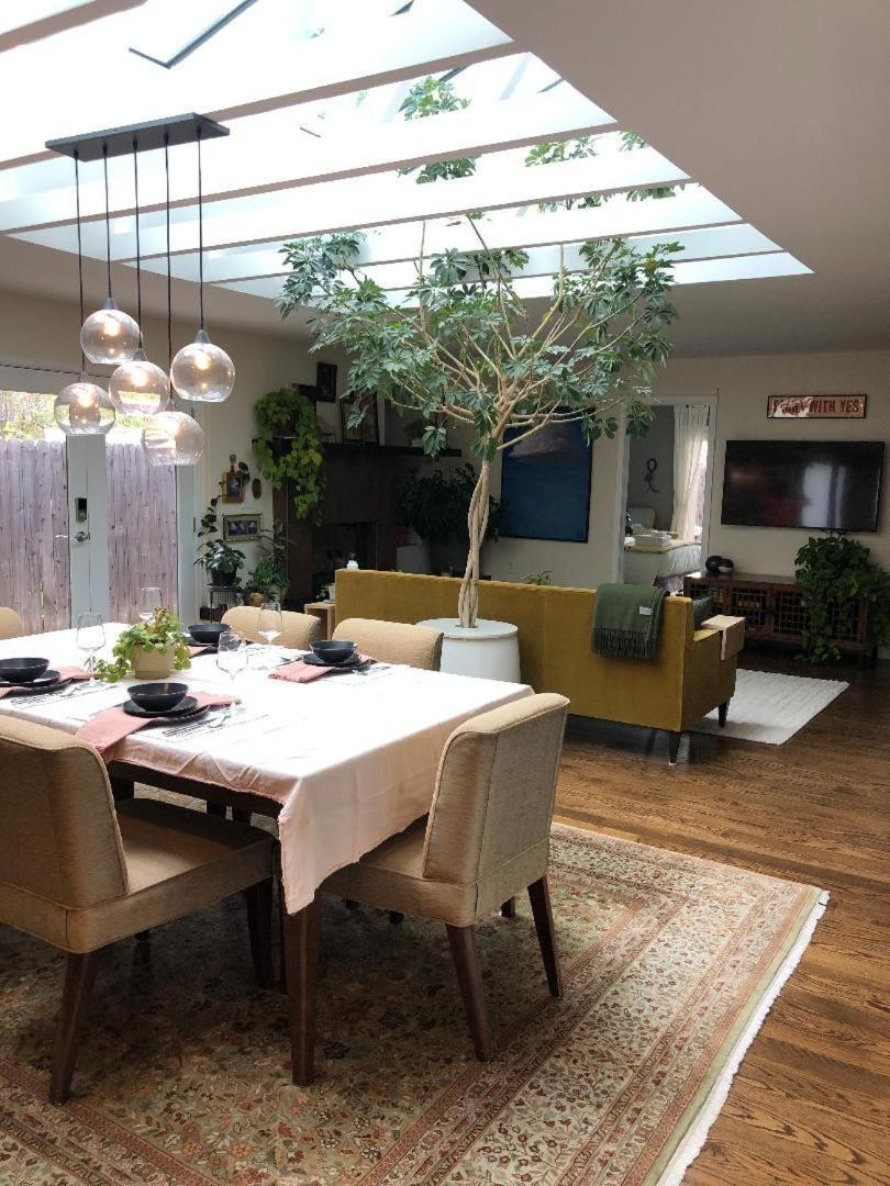 Neighborhood Gem 3br 2bath Сasa de vacaciones
